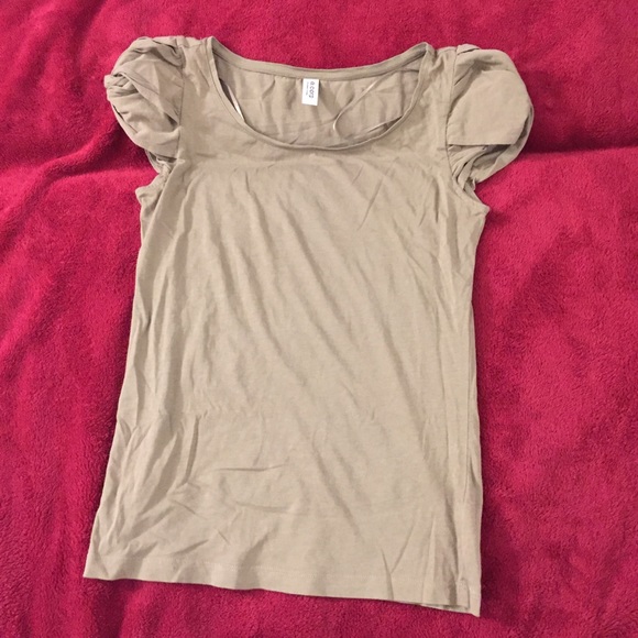 ESPRIT green T-shirt - Picture 1 of 9